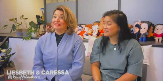 Liesbeth en Caressa van Knuffelmakers tijdens de opnames van Eigen Huis & Tuin Lekker Leven van RTL